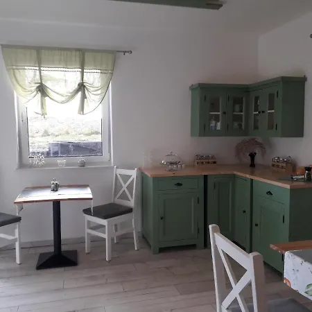 Penzion Eifelpension-radlertraum 3*